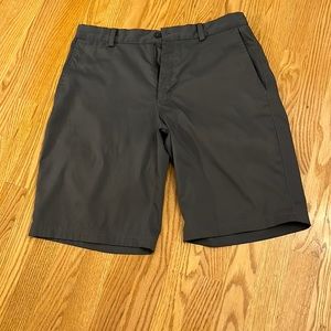 Nike tour performance dri-for golf shorts, size 32 mens